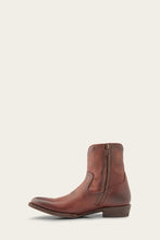 Load image into Gallery viewer, Frye Mens AUSTIN INSIDE ZIP COGNAC