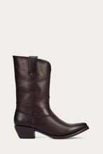 Load image into Gallery viewer, Frye Women SACHA MID PULL ON CHOCOLATE/VOLTERRA