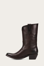 Load image into Gallery viewer, Frye Women SACHA MID PULL ON CHOCOLATE/VOLTERRA