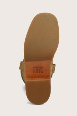 Frye Women KATE PULL ON BANANA/EARTHQUAKE