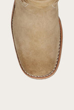 Load image into Gallery viewer, Frye Women CAMPUS 12R TAN BUCK/SUEDE