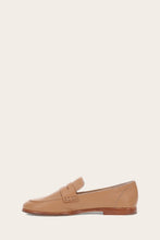Load image into Gallery viewer, FRYE WOMEN FAITH LOAFER TAN/GOAT FRENZY