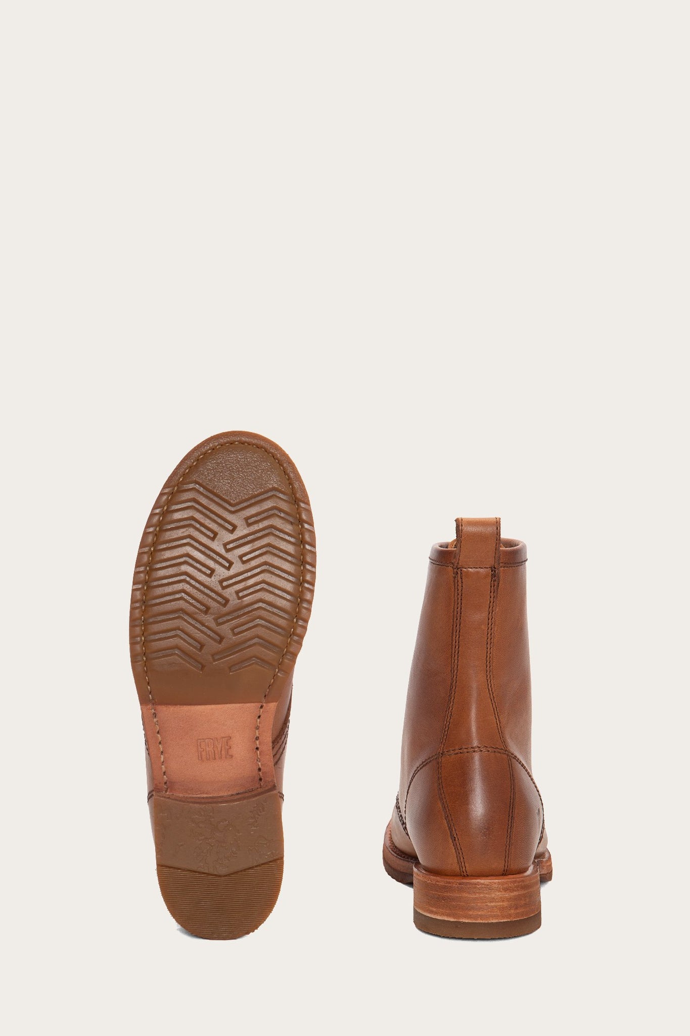 FRYE WOMEN VERONICA COMBAT CARAMEL/ANTIQUE PULL UP