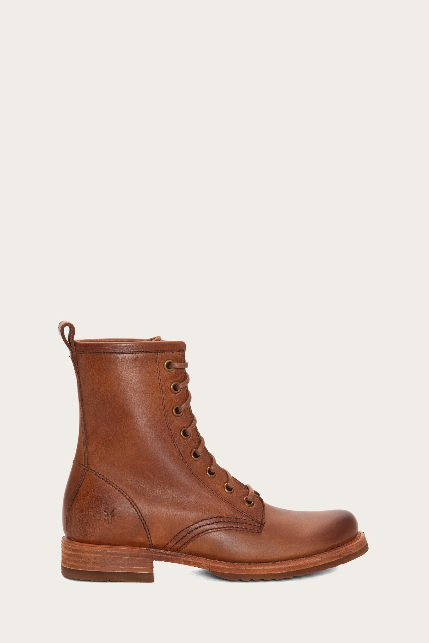 FRYE WOMEN VERONICA COMBAT CARAMEL/ANTIQUE PULL UP