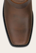 Load image into Gallery viewer, FRYE WOMEN HARNESS 12R TAN
