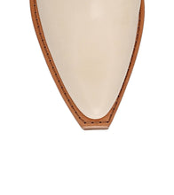 Load image into Gallery viewer, FRYE AND CO WOMEN IRLENE SHORT DECO STITCH OFF WHITE