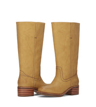 Load image into Gallery viewer, FRYE AND CO WOMEN MIRANDA14 WIDE CALF BANANA/YOSEMITE