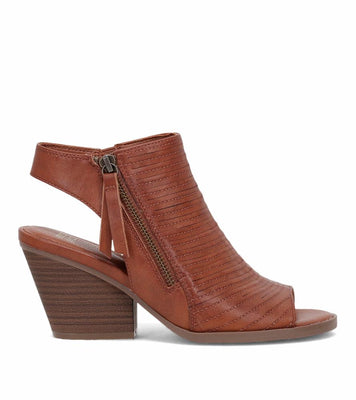 Frye sandals canada on sale