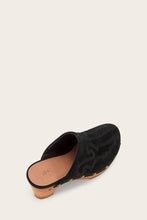 Load image into Gallery viewer, Frye Women JESSICA CLOG BLACK/SUEDE