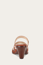 Load image into Gallery viewer, Frye Women ESTELLE STRAPPY SLIDE COGNAC/OYSTER LEATHER