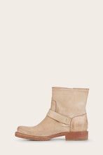 Load image into Gallery viewer, Frye Women VERONICA BOOTIE WHITE