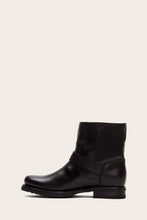 Load image into Gallery viewer, Frye Women VERONICA SHEARLING BOOTIE BLK
